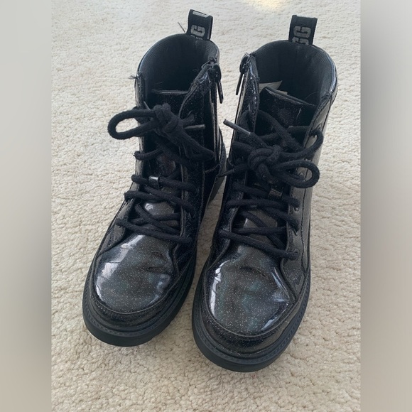 Ugg Big Kid Size 3 Black Robley Glitter Boots - Picture 5 of 9